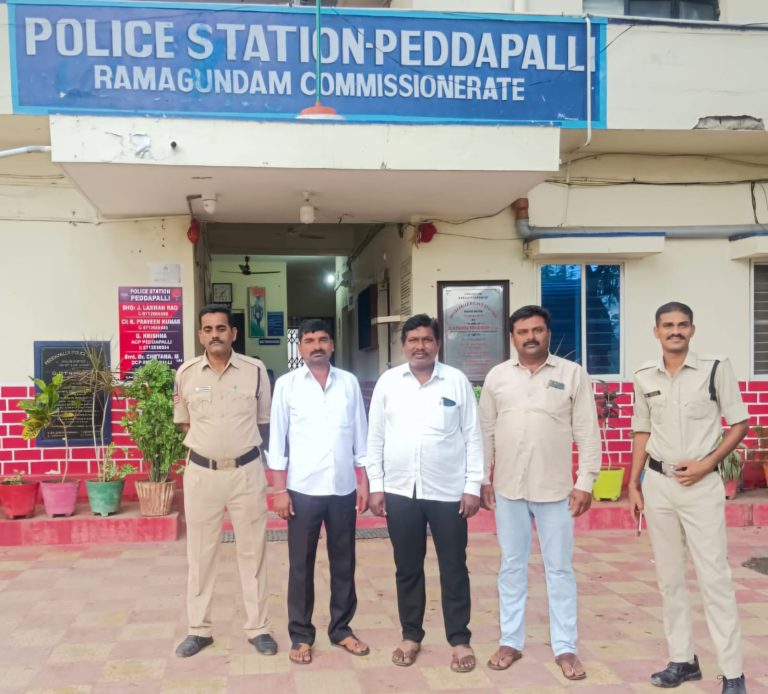 Peddapalli  – చలో హైదరాబాద్ –  సర్పంచుల అరెస్ట్ ..