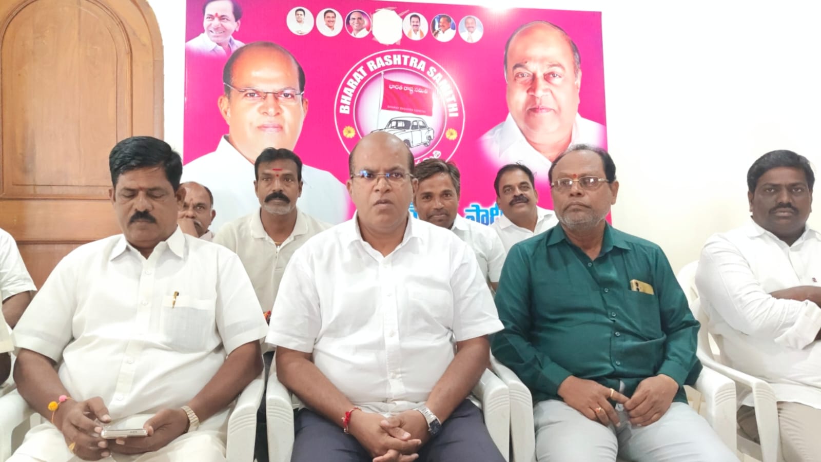 ఉద్యోగుల పోరాటాలకు సంపూర్ణ మద్దతు..