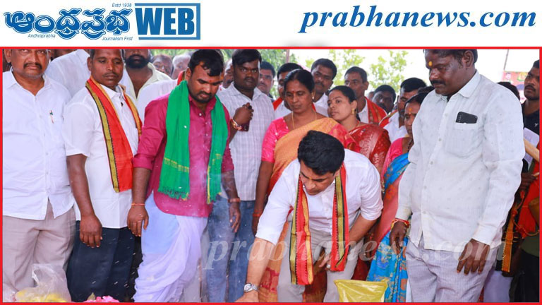 పోచమ్మ దేవాలయంలో విగ్రహాల పునఃప్రతిష్ఠ