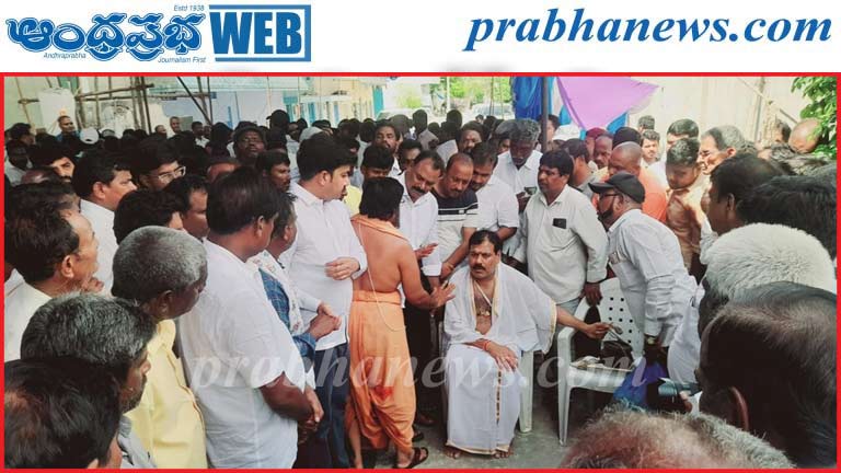 కొల్లాపూర్‌కు తరలివచ్చిన ఉమ్మడి పాలమూరు గులాబీ దండ