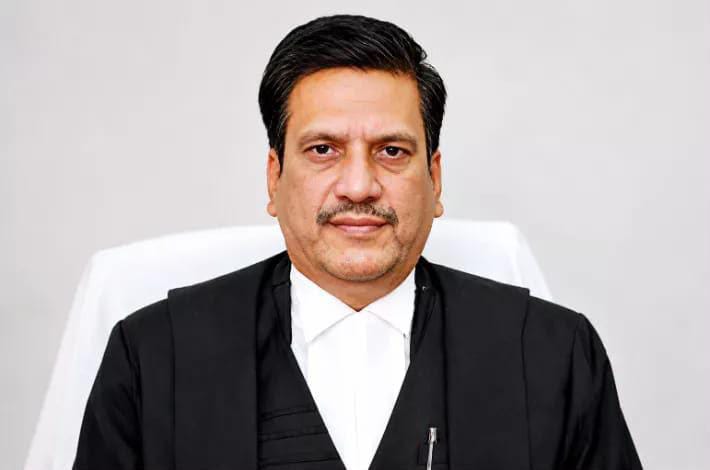 అక్రమ భూ రిజిస్ట్రేషన్లపై లోకాయుక్త కొరడా