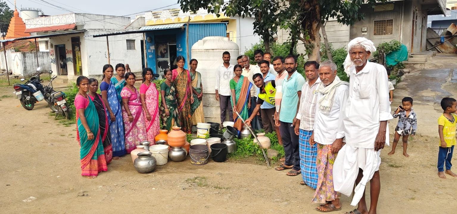 ఉత్తనూర్ లో నీళ్ల కోసం నిరసన..