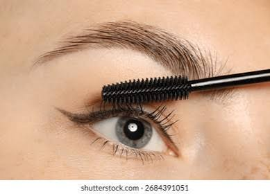 Mascara Usage Tips