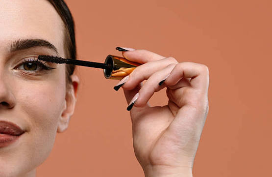 Mascara Usage Tips